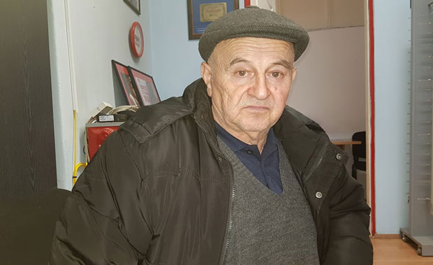 РАНЕ ми се већ две године изнова отварају док чекам да ИСПУНЕ ОБЕЋАЊЕ: Дејан Митић,јунак са Кошара, чека споменик